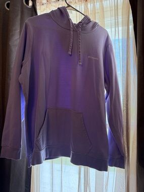 Columbia Women’s Lavender Crewneck Hoodie